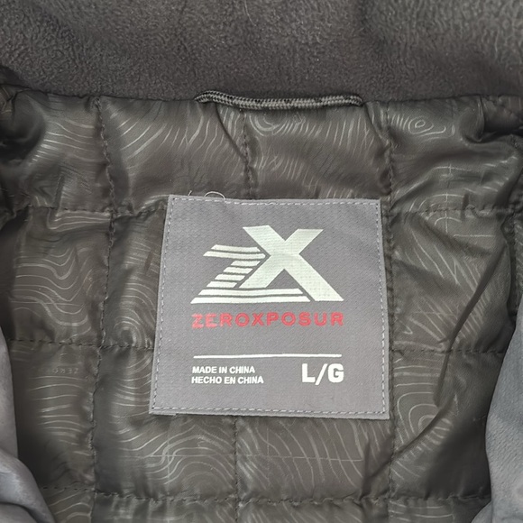 EUC Men’s Winter Jacket Size Large - Picture 2 of 8